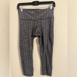 Lululemon Athletica Gray Patterned Pants